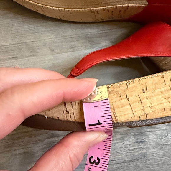 Fitflop women’s 10 flip flop sandals Red cork skinny leather thong comfort nwot - Picture 5 of 8